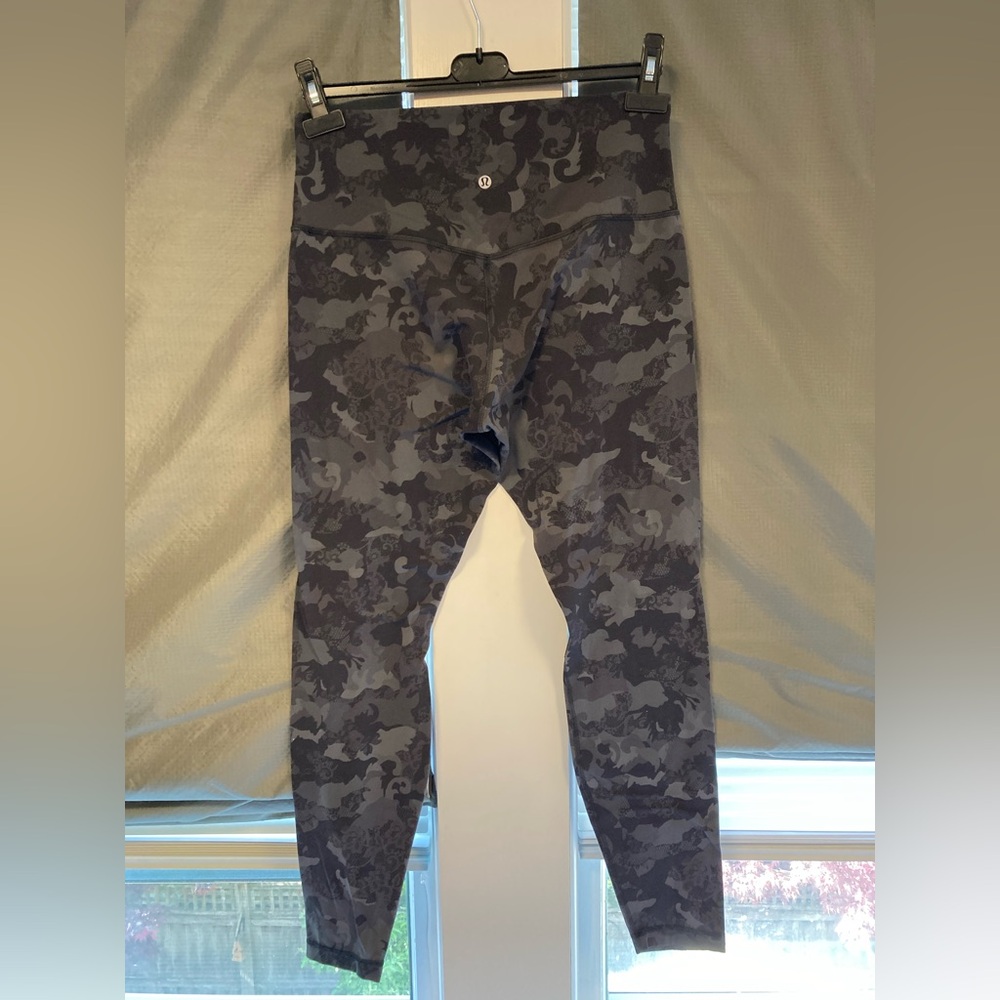 Lululemon Black/Gray Camo Leggings - Picture 3 of 11
